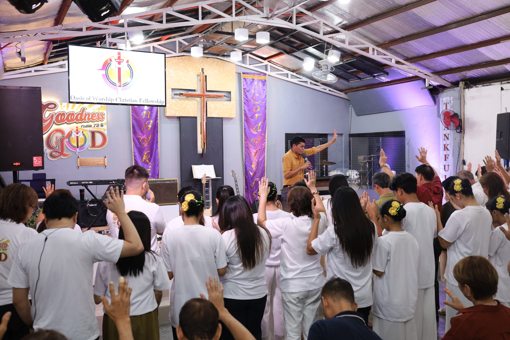 Sunday service photo 4